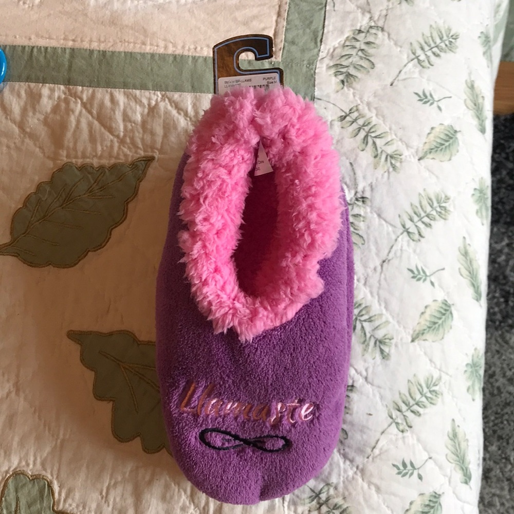 Slippers - Picture 2 of 2